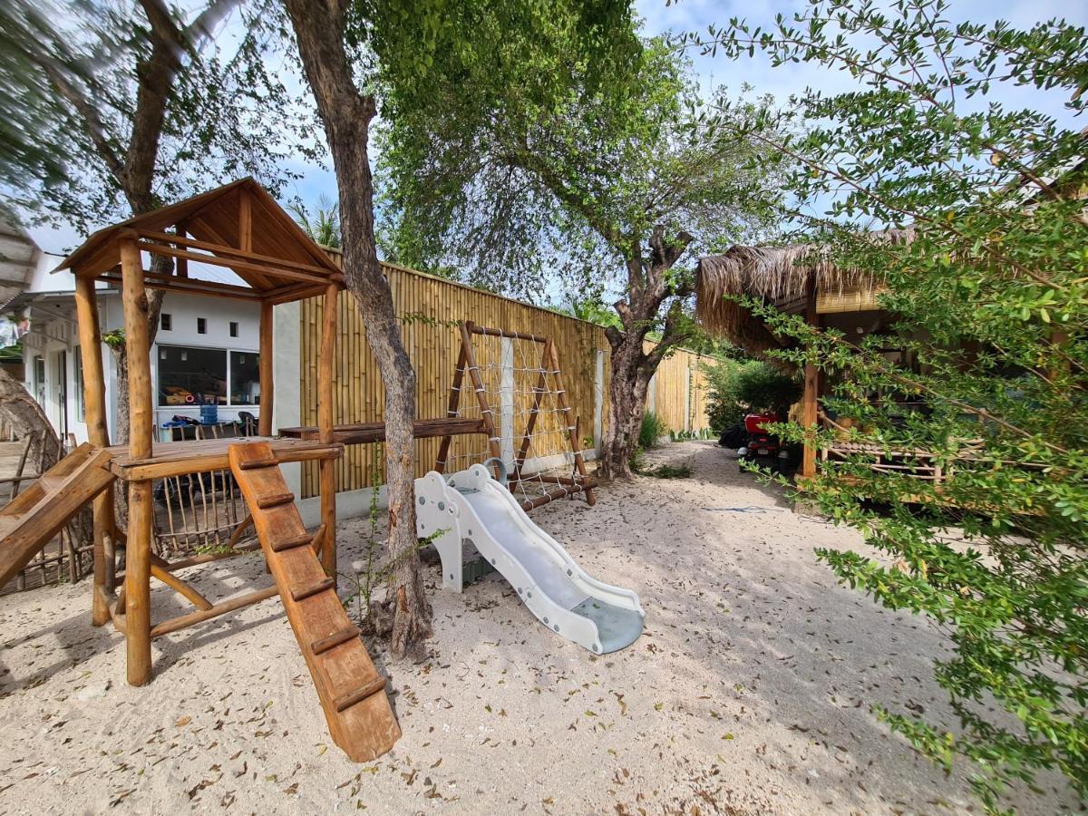 The Beach Shack Gili Islands Exterior photo
