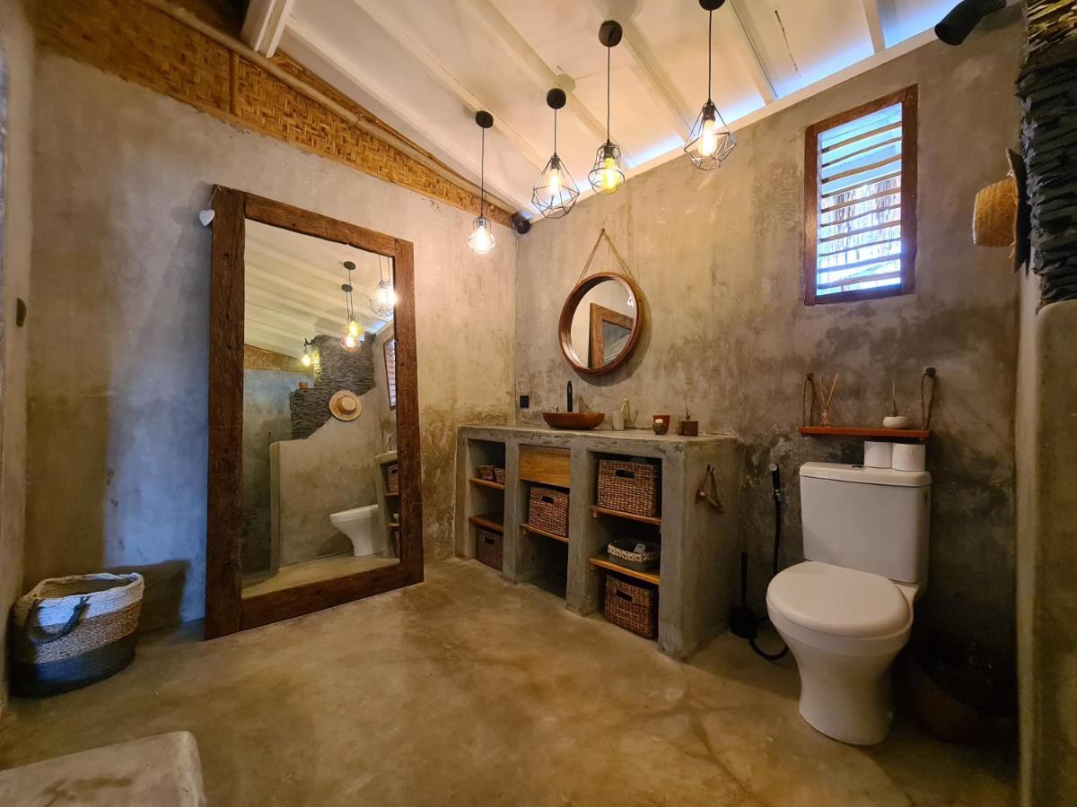 The Beach Shack Gili Islands Exterior photo
