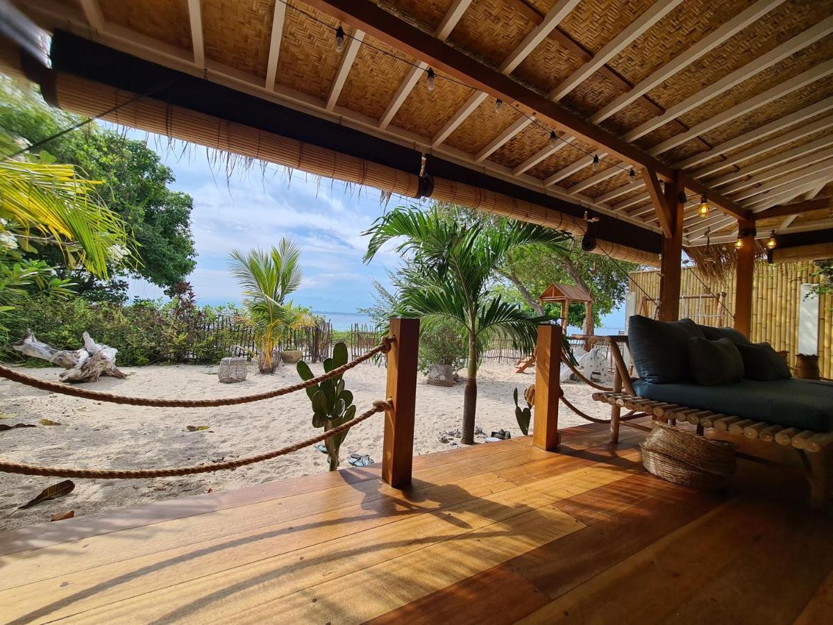 The Beach Shack Gili Islands Exterior photo