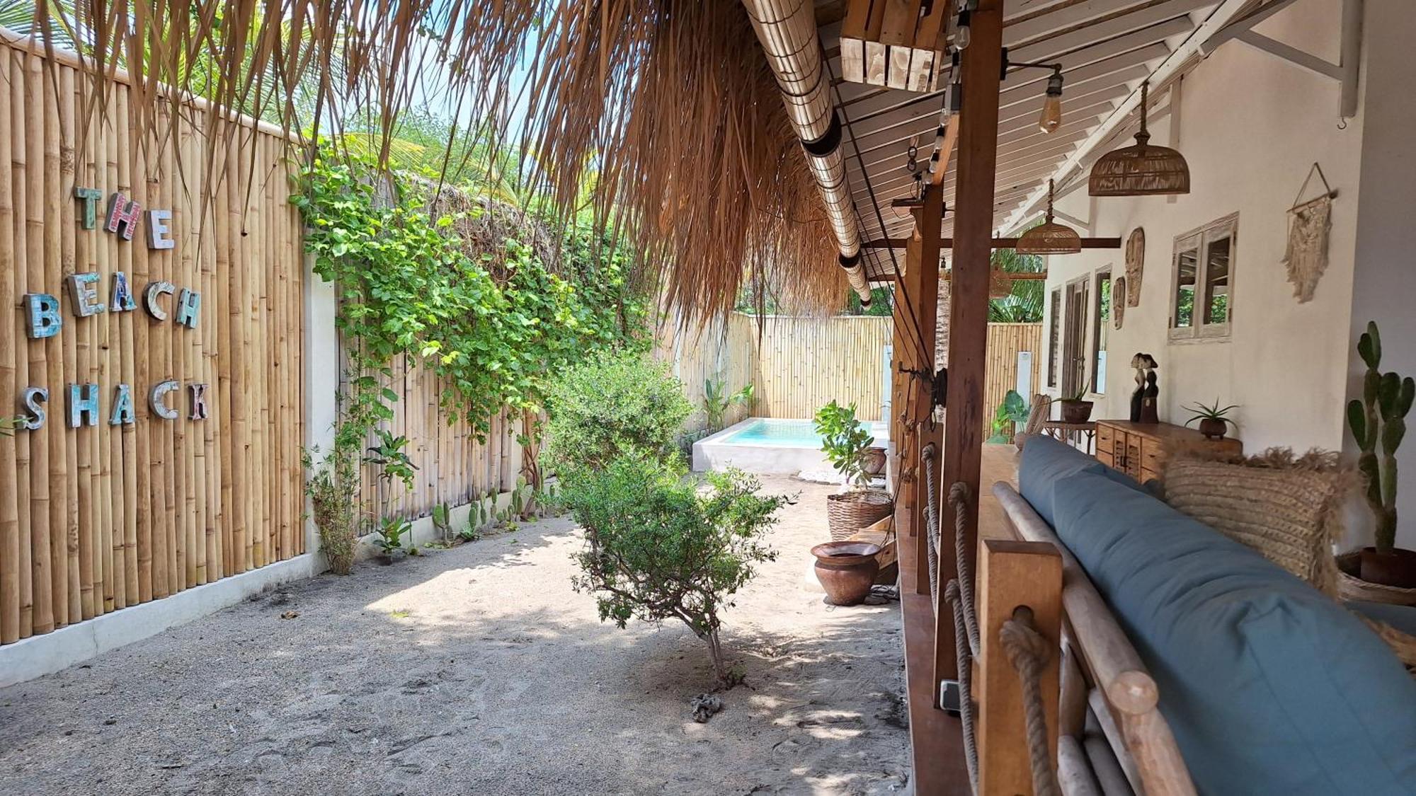 The Beach Shack Gili Islands Exterior photo
